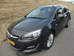 Grijs Gebruikt 2013 Opel Astra Business Stationwagen | € 5.450 (Eerlijke prijs)