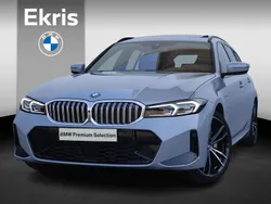 Grijs Gebruikt 2024 BMW 330e M Sport Stationwagen | € 53.900 (Eerlijke prijs)