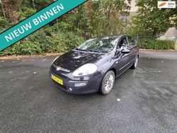 Zwart Gebruikt 2011 Fiat Punto Evo Dynamic Hatchback | € 2.499 (Eerlijke prijs)