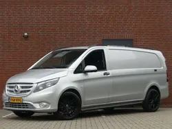 Grijs Gebruikt 2022 Mercedes Vito MPV | € 26.950 (Iets duurder)