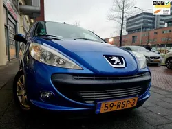Blauw, metallic lak Gebruikt 2011 Peugeot 206+ Hatchback | € 3.995 (Eerlijke prijs)