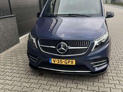 Blauw Gebruikt 2023 Mercedes V220 MPV | € 59.500