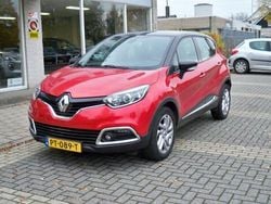 Rood Gebruikt 2017 Renault Captur Intens SUV | € 10.950 (Goede deal)