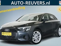 Grijs Gebruikt 2023 Audi A3 Sportback Advanced Hatchback | € 34.900 (Eerlijke prijs)