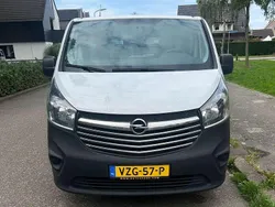 Wit Gebruikt 2016 Opel Vivaro Edition Van | € 10.890 (Iets duurder)