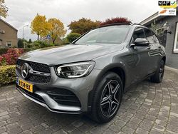 Grijs Gebruikt 2022 Mercedes GLC300 AMG SUV | € 39.500