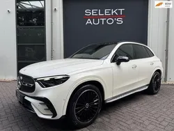 Wit Gebruikt 2023 Mercedes GLC300 AMG SUV | € 72.950 (Iets duurder)
