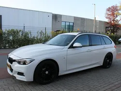 Wit Gebruikt 2017 BMW 318 Executive Stationwagen | € 20.690 (Iets duurder)