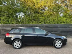 Zwart Gebruikt 2012 Opel Insignia Business Edition Stationwagen | € 3.950 (Goede deal)