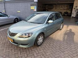 Groen Gebruikt 2004 Mazda 3 Inclusive Hatchback | € 2.150 (Eerlijke prijs)