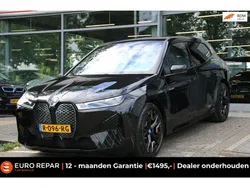 Zwart Gebruikt 2022 BMW iX Executive SUV | € 42.995 (Eerlijke prijs)