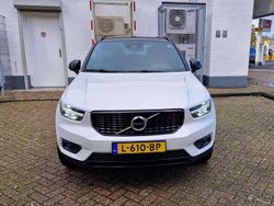 Wit Gebruikt 2020 Volvo XC40 SUV | € 31.999 (Eerlijke prijs)