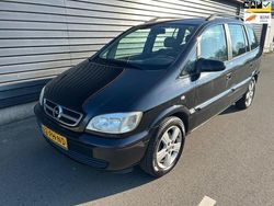 Zwart Gebruikt 2004 Opel Zafira MPV | € 1.395 (Eerlijke prijs)