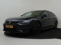 Zwart Gebruikt 2024 VW Passat Business Stationwagen | € 48.950