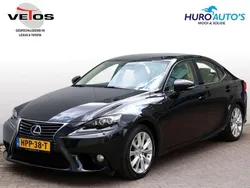 Zwart Gebruikt 2014 Lexus IS300h Luxury Line Sedan | € 25.750 (Eerlijke prijs)