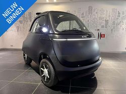 Zwart Nieuw 2025 Micro Microlino SUV | € 21.179