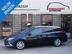 Grijs Gebruikt 2015 Toyota Auris Hybrid Stationwagen | € 10.950 (Goede deal)