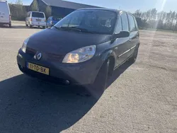 Grijs Gebruikt 2006 Renault Mégane II MPV | € 2.250 (Eerlijke prijs)