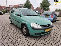 Groen Gebruikt 2001 Opel Corsa Elegance Hatchback | € 799 (Eerlijke prijs)