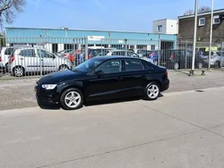 Zwart, metallic lak Gebruikt 2020 Audi A3 Sedan | € 17.450 (Super prijs)