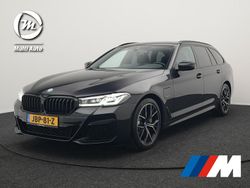 Zwart Gebruikt 2022 BMW 530e M Sport Stationwagen | € 39.720 (Eerlijke prijs)