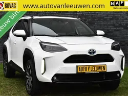 Wit Gebruikt 2022 Toyota Yaris Cross SUV | € 26.920 (Eerlijke prijs)