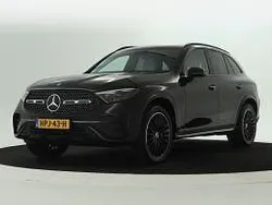 Donker obsidiaanzwart metallic Gebruikt 2024 Mercedes GLC300 AMG SUV | € 68.945 (Goede deal)