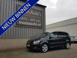 Zwart Gebruikt 2012 VW Touran Highline MPV | € 15.950 (Duur)