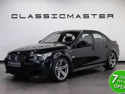 Zwart, metallic lak Gebruikt 2005 BMW M5 Sport Line Sedan | € 52.950