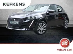 Zwart Gebruikt 2023 Peugeot e-208 Active Hatchback | € 19.425 (Goede deal)