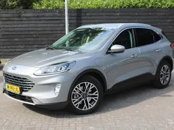 Grijs, metallic lak Gebruikt 2020 Ford Kuga Titanium SUV | € 22.995 (Goede deal)