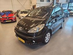 Zwart Gebruikt 2005 Peugeot 1007 Hatchback | € 3.450 (Iets duurder)