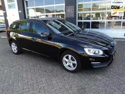 Zwart Gebruikt 2018 Volvo V60 Ocean Race Stationwagen | € 16.950 (Goede deal)