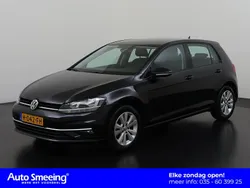 Deep black pearl Gebruikt 2019 VW Golf VII Comfortline Hatchback | € 15.495 (Eerlijke prijs)