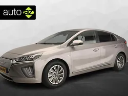 Grijs Gebruikt 2020 Hyundai Ioniq Premium Sedan | € 15.900 (Eerlijke prijs)