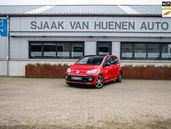 Tornado red Gebruikt 2018 VW up! GTI Hatchback | € 14.950 (Eerlijke prijs)