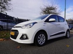 Wit Gebruikt 2014 Hyundai i10 Comfort Hatchback | € 6.945 (Eerlijke prijs)