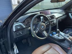 Zwart Gebruikt 2016 BMW 330e Sedan | € 17.999 (Duur)