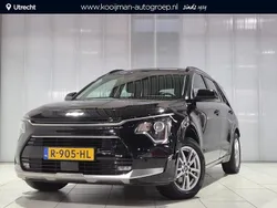 Zwart Gebruikt 2022 Kia Niro SUV | € 29.750 (Eerlijke prijs)
