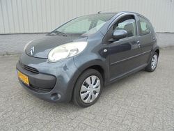 Grijs Gebruikt 2006 Citroën C1 Hatchback | € 1.450 (Eerlijke prijs)