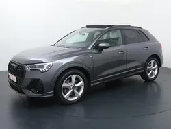 Grijs, metallic lak Gebruikt 2022 Audi Q3 Ambiente SUV | € 41.840 (Iets duurder)