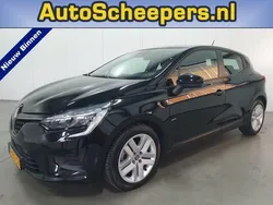 Zwart Gebruikt 2022 Renault Clio V Zen Hatchback | € 12.995 (Goede deal)