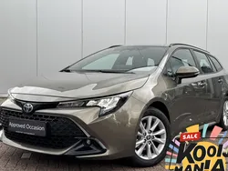Groen Gebruikt 2024 Toyota Corolla Hybrid Active Stationwagen | € 28.899