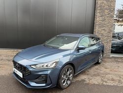 Blauw Gebruikt 2024 Ford Focus ST-Line X Stationwagen | € 26.400 (Eerlijke prijs)