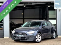 Grijs, metallic lak Gebruikt 2019 Audi A1 Sportback Proline Hatchback | € 17.950 (Super prijs)