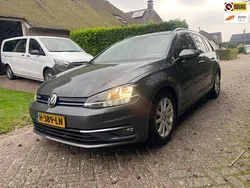 Grijs, metallic lak Gebruikt 2019 VW Golf VII Highline Stationwagen | € 14.950 (Super prijs)