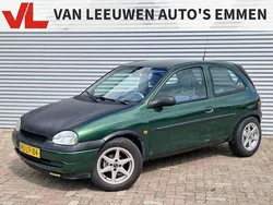 Groen, metallic lak Gebruikt 1997 Opel Corsa Swing Hatchback | € 495 (Goede deal)