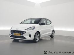 Wit Gebruikt 2023 Hyundai i10 Comfort Hatchback | € 15.250 (Eerlijke prijs)