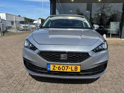 Grijs Gebruikt 2021 Seat Leon Style Hatchback | € 19.995 (Eerlijke prijs)