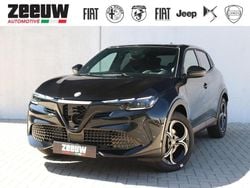 Zwart Nieuw 2025 Alfa Romeo Junior Edizione Speciale SUV | € 39.450 (Eerlijke prijs)